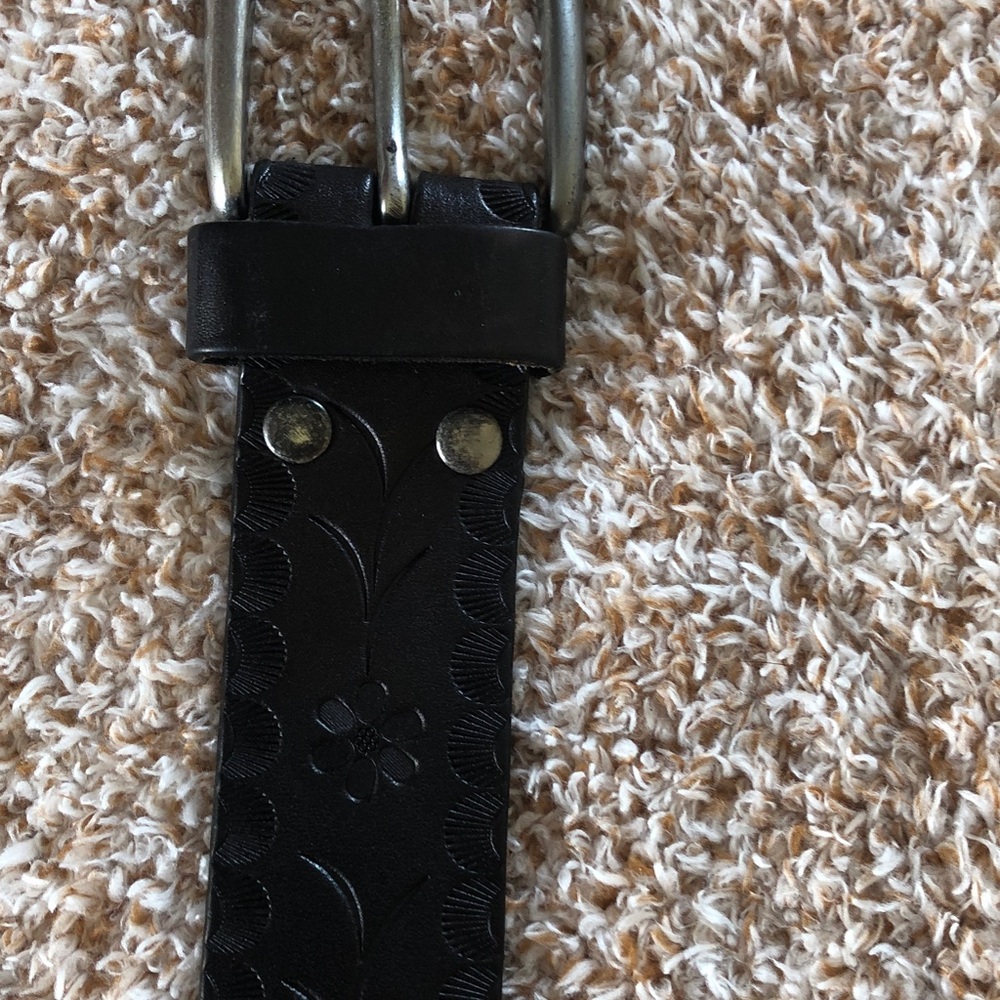 Black Floral Embossed Leather Women’s Belt; Small